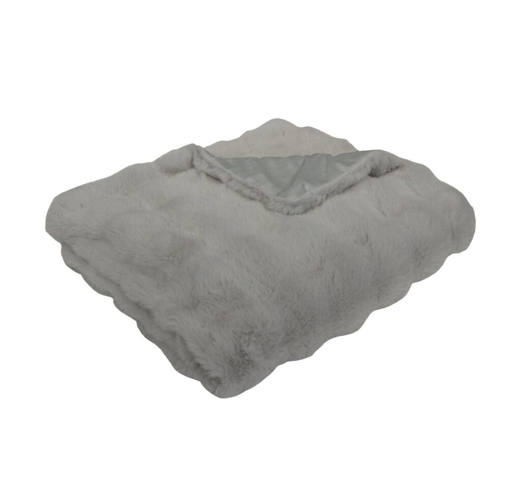 BUBBLE-FUR-GRAY-THROW-50X60_lgjpg