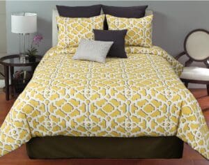 Yellowstone_lg-1jpg - Hallmart Collectibles Yellowstone_lg-1jpg