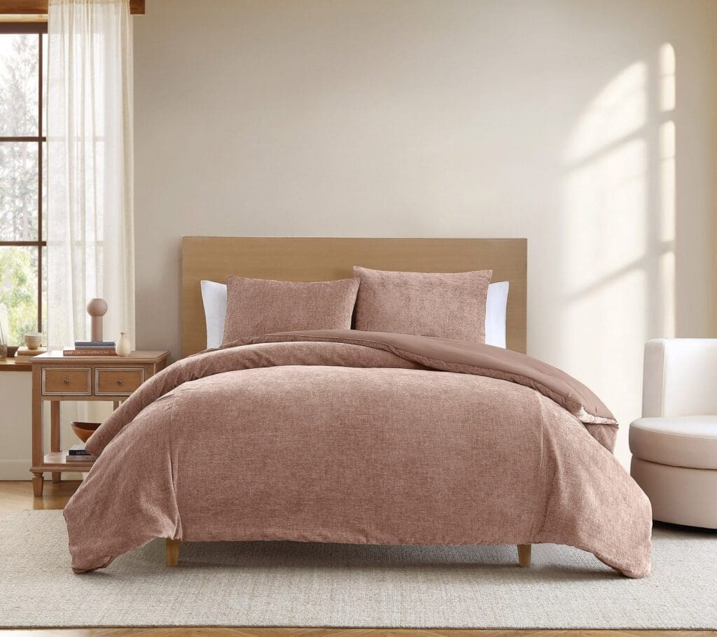 BlushVintageChenille_lgjpg - Hallmart Collectibles BlushVintageChenille_lgjpg