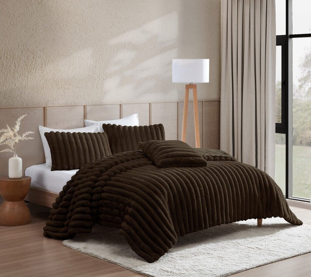 ChannelFauxFurBrown_lg-2jpg - Hallmart Collectibles ChannelFauxFurBrown_lg-2jpg