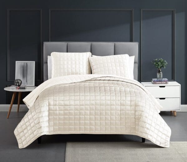 DoveQuiltedVelvet_lg-1jpg