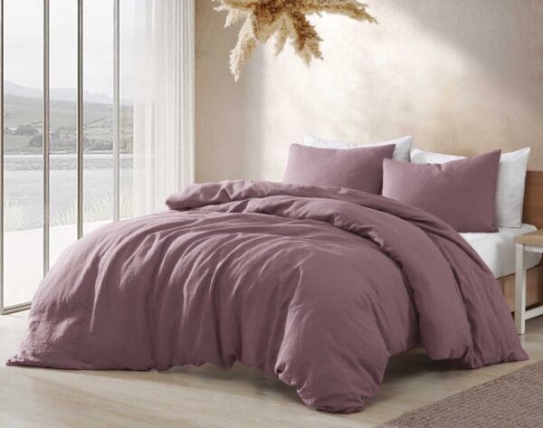 FigWashedLinenFig_lg-2jpg - Hallmart Collectibles FigWashedLinenFig_lg-2jpg