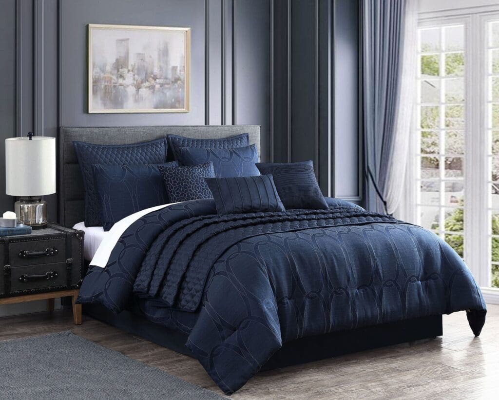 GeoJacquard_lg-1jpg - Hallmart Collectibles GeoJacquard_lg-1jpg