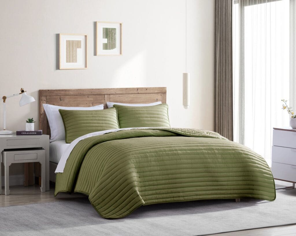 GreenChannelPuffer_lg-1jpg - Hallmart Collectibles GreenChannelPuffer_lg-1jpg