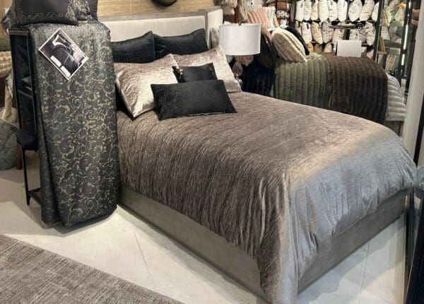 MetallicVelvetSilver_lg-1jpg