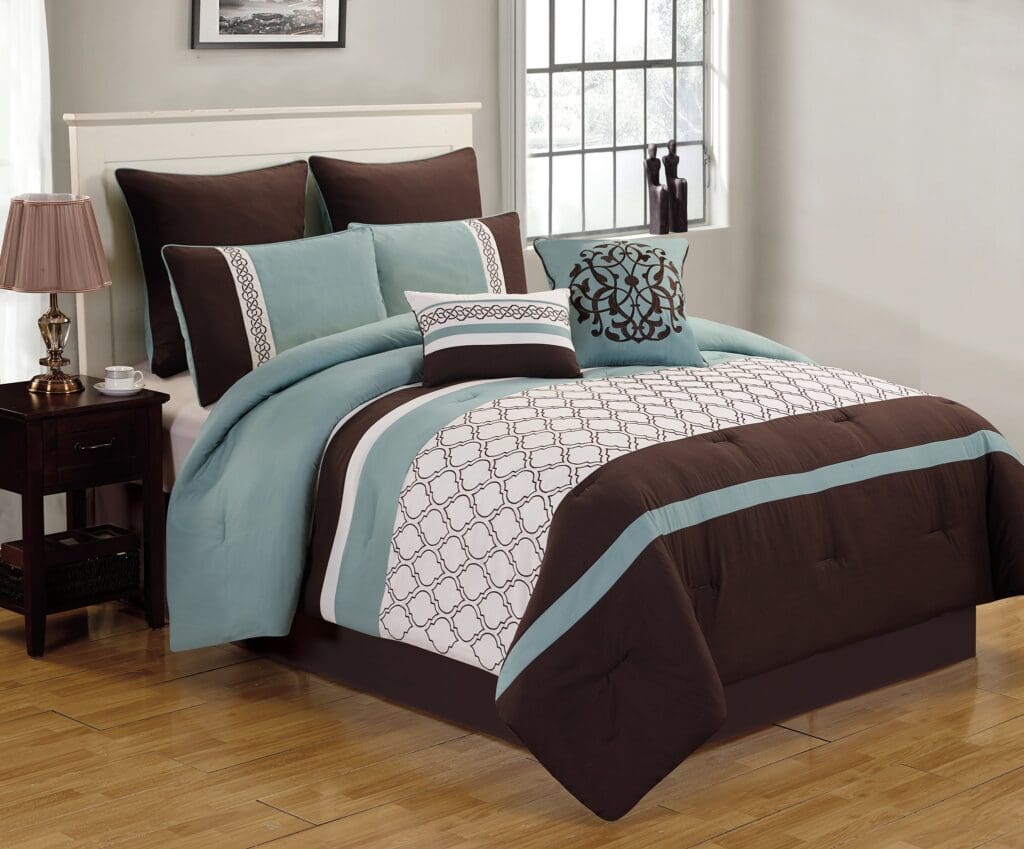 MoroccanEmbBlue-Brown-Ivory_lg-1jpg - Hallmart Collectibles MoroccanEmbBlue-Brown-Ivory_lg-1jpg