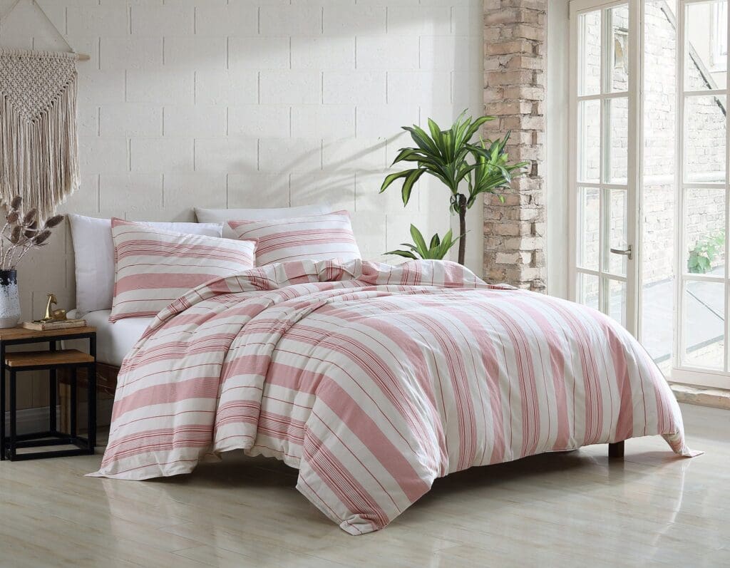 RedStripe_lgjpg - Hallmart Collectibles RedStripe_lgjpg