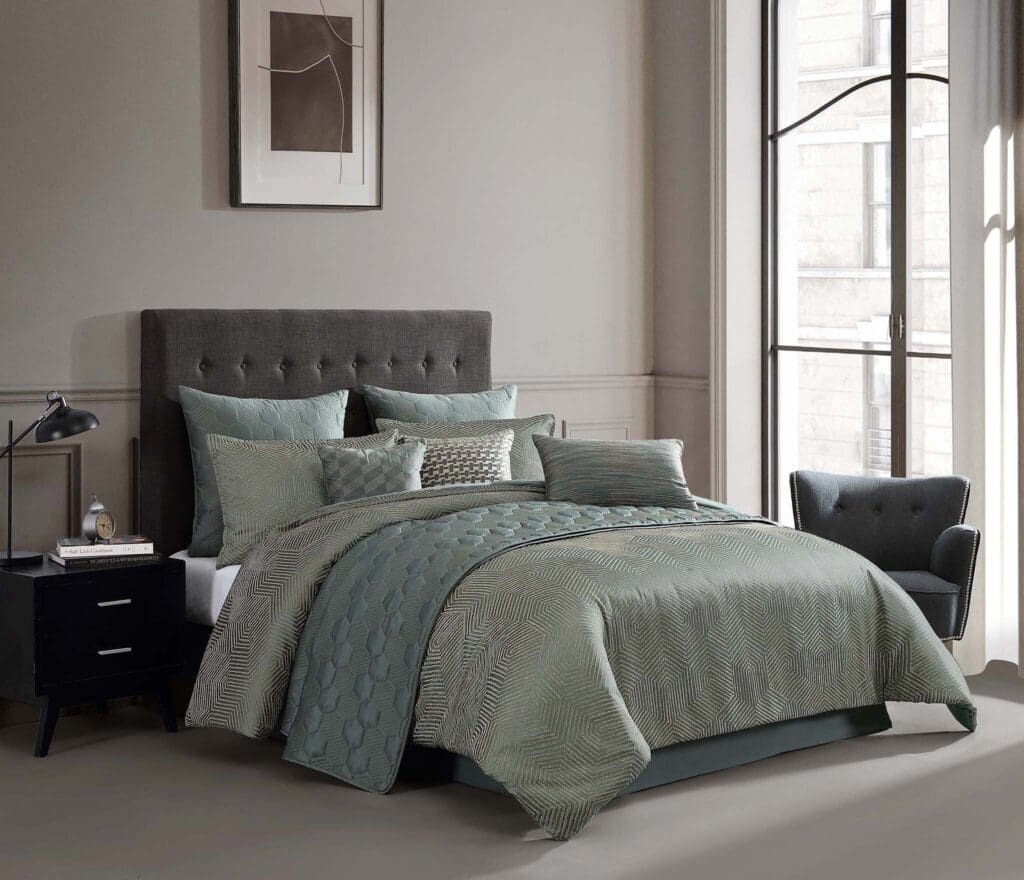 TexturedGeoGreen_lgjpg - Hallmart Collectibles TexturedGeoGreen_lgjpg