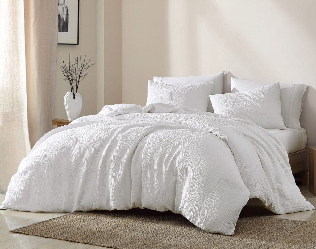 WavesMatelasseWhite_lgjpg