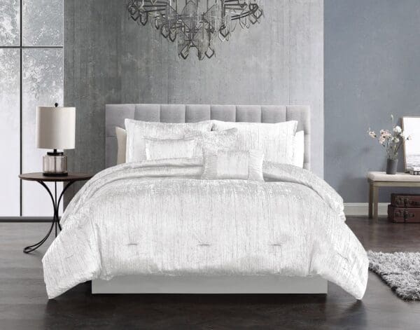 WhiteCrinkle_lgjpg - Hallmart Collectibles WhiteCrinkle_lgjpg