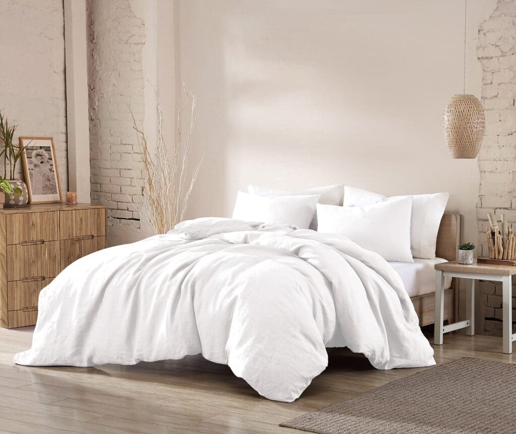 WhiteWashedLinen_lg-1jpg - Hallmart Collectibles WhiteWashedLinen_lg-1jpg