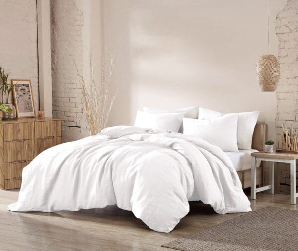 WhiteWashedLinen_lg-1jpg - Hallmart Collectibles WhiteWashedLinen_lg-1jpg