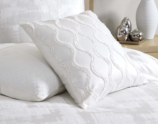 BLANCHE - DECS LIFESTYLE 2