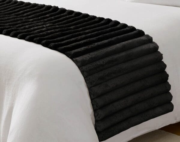 25498_1_lgjpg - Hallmart Collectibles 25498_1_lgjpg