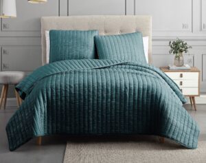 Crinklepolyquiltsblue_lg-1jpg - Hallmart Collectibles Crinklepolyquiltsblue_lg-1jpg